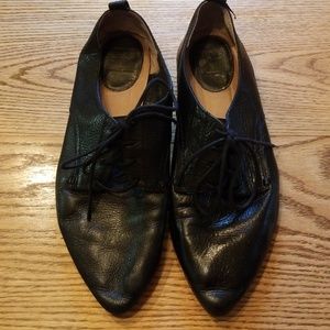 Black Frye Flats